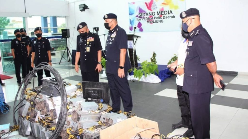 Malaysia Seizes 1,720 Bitcoin Mining Machines in Electricity Theft Crackdown
