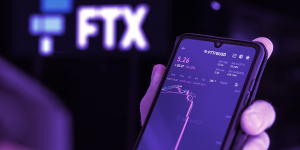 This Week in Coins: Bitcoin Avoids Heavy Losses as FTX Contagion Spreads